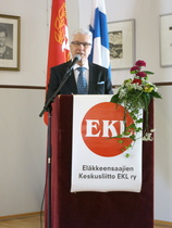 EKL:n Uudenmaanpiirin puheenjohtaja Seppo Fahlström